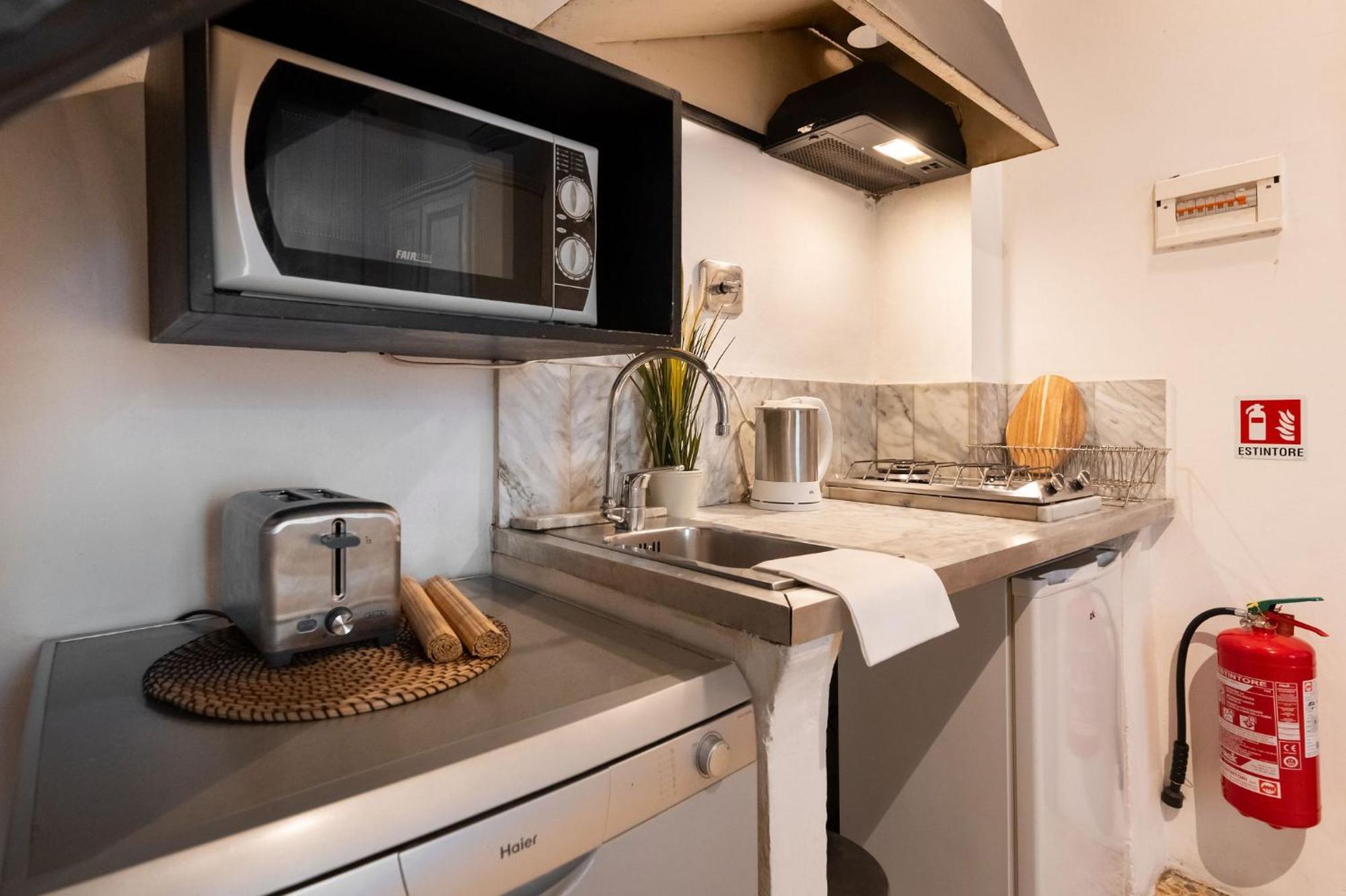 F1 - Santa Croce One Bedroom Apartment For Couples Firenze Bagian luar foto